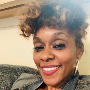 Meet your Posher, Melanie